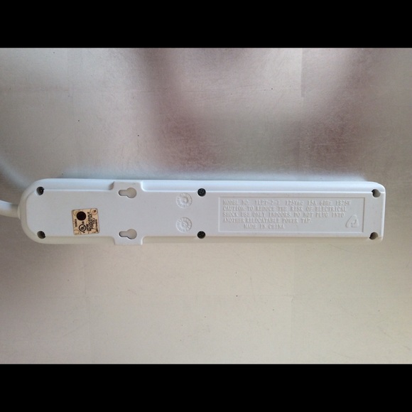 6-Outlet Power Strip with 5 ft. Cord (Gift with Purchase) - Picture 5 of 9